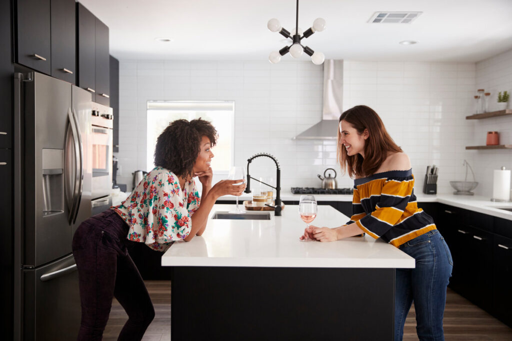 Living in Indianwood, Lake Orion: A Friendly Community Surrounded by Nature